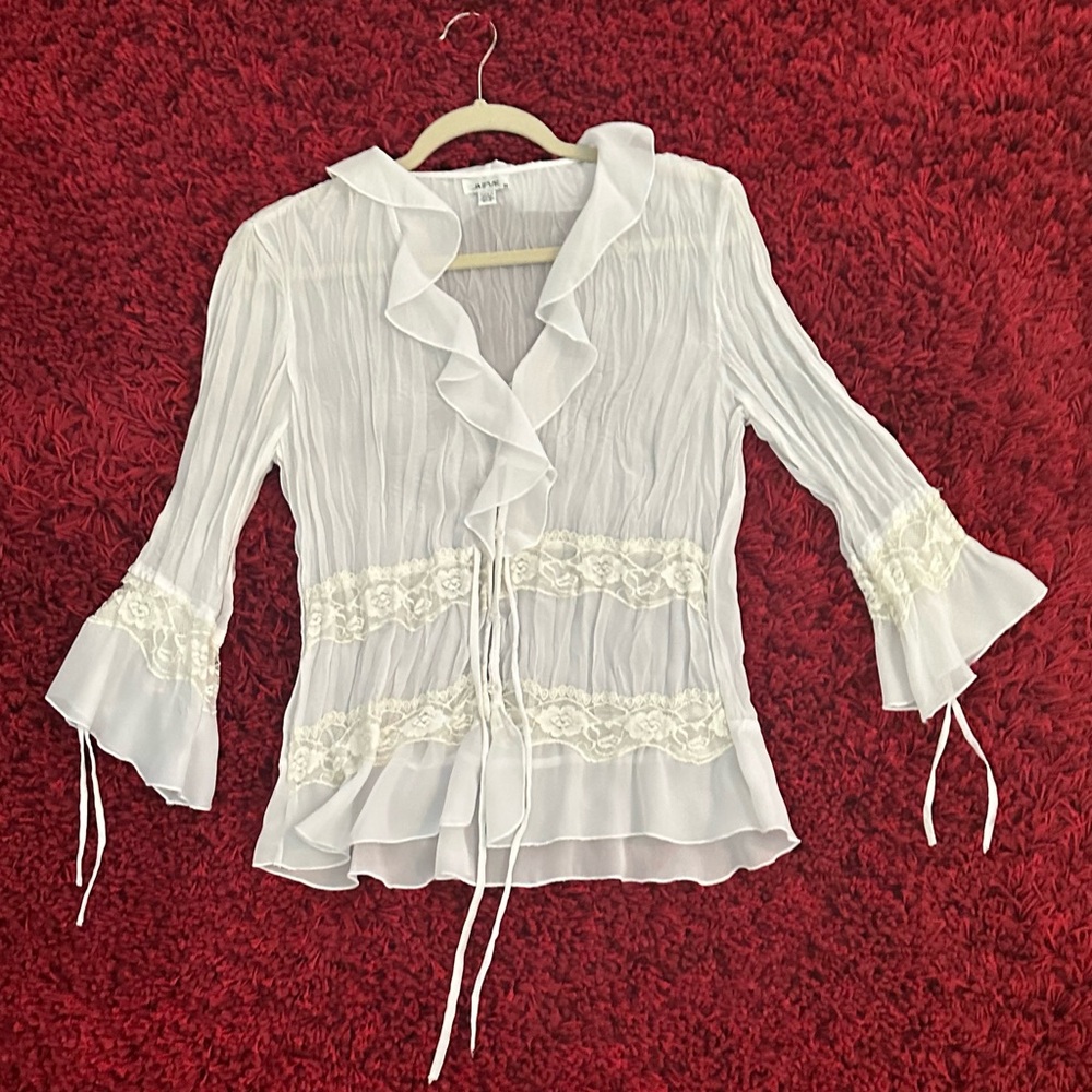 Elegant White Ruffled Women's Top